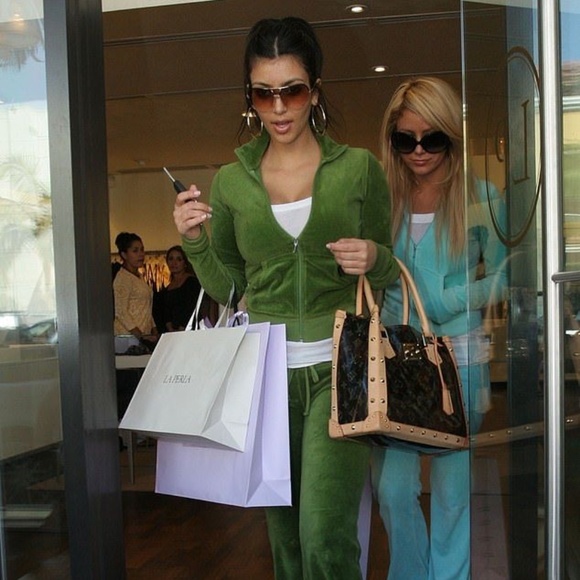 ISO JUICY COUTURE VINTAGE TRACKSUIT XS/P ๐ - Picture 4 of 8